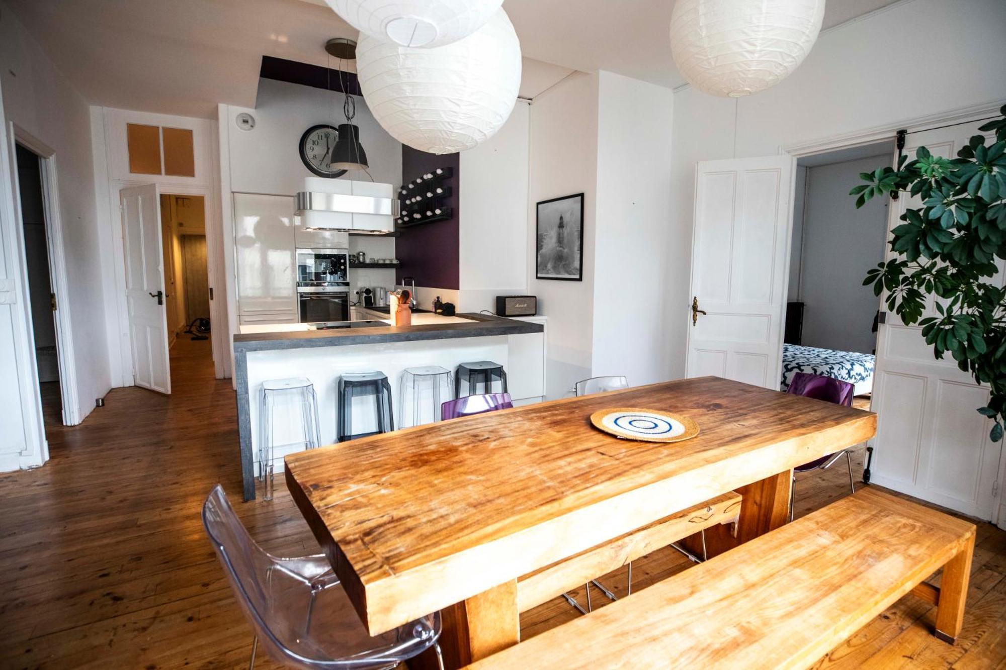 L'Appartement Lieu De Qualite En Centre Ville De Pau Bagian luar foto